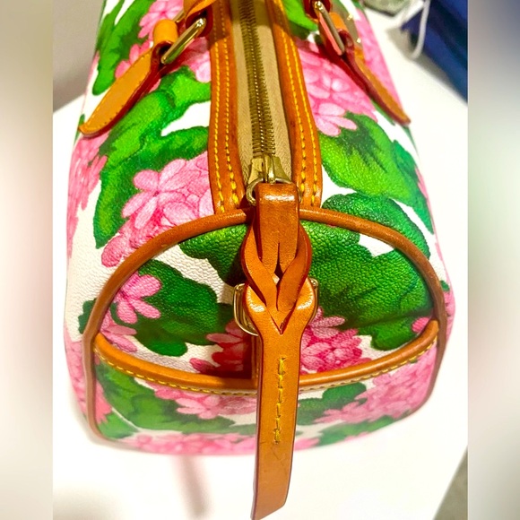 Dooney & Bourke Hydrangea Satchel Barrel Bag Pink Red - Picture 8 of 16